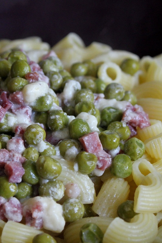 Food Pasta mit Parmesan, Speck und Erbsen á la Jamie Oliver ÜberSee