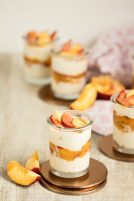Lemoncurd-Creme mit Nektarinen - ÜberSee-Mädchen
