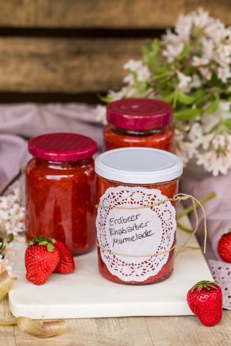 Erdbeer-Rhabarber-Marmelade super fruchtig selbstgemacht Rezept für Muttertag