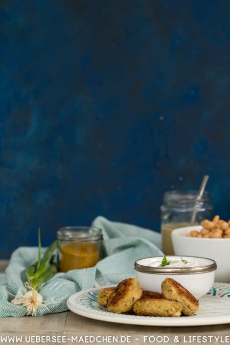 Falafel selbstgemacht ohne Frittieren und Einweichen mit Joghurtdip Rezept von ÜberSee-Mädchen der Foodblog vom Bodensee