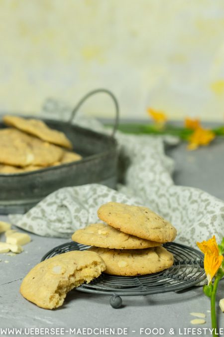 Cookies mit weißer Schokolade und Mandeln Rezept von ÜberseeMädchen
