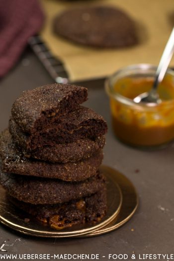 Schoko-Cookies mit Karamellkern Rezept von ÜberSee-Mädchen Foodblog vom Bodensee Konstanz