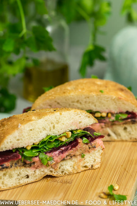 Fladenbrot-Sandwich mit Hummus rote Bete Rezept von ÜberSee-Mädchen Foodblog vom Bodensee