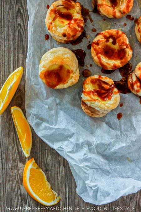 Puddingtörtchen mit Blätterteig und Orangenkaramell nach Jamie Oliver