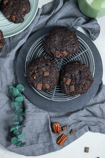 Brownie-Cookies mit Schokolade Pekannüssen Rezept von ÜberSee-Mädchen Foodblog vom Bodensee