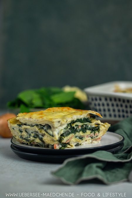 Spinat-Lachs-Lasagne einfaches Rezept mit Béchamelsauce von ÜberSee-Mädchen Foodblog