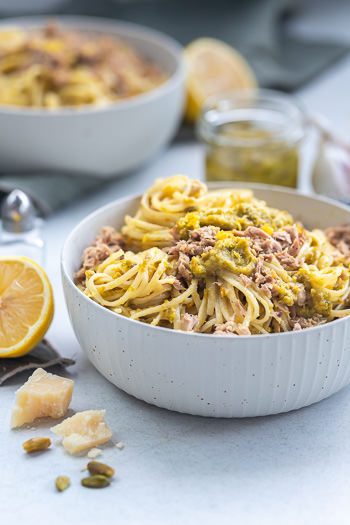 Spaghetti mit Pistazienpesto Rezept von ÜberSee-Mädchen Foodblog