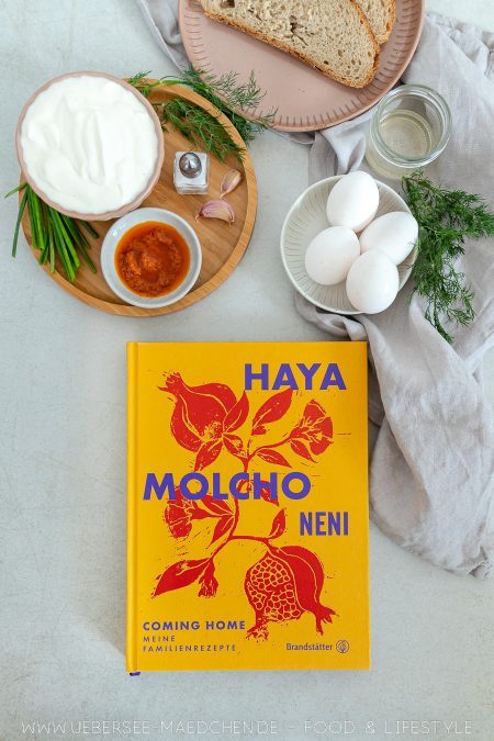 Haya Molcho Rezepte für pochierte Eier in Joghurtsauce