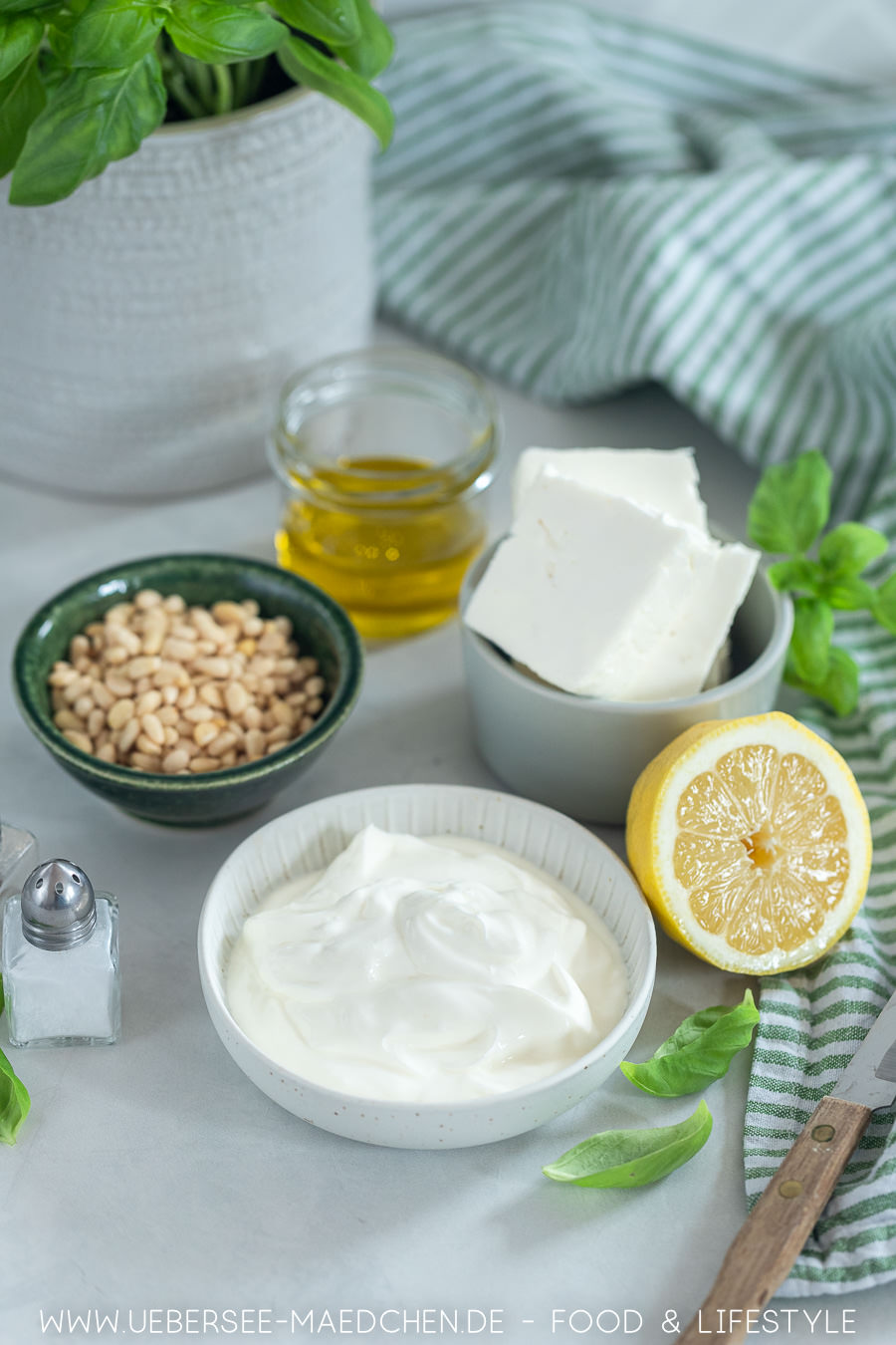 Basilikumcreme: Aus 6 Zutaten wird schnell ein genialer Aufstrich