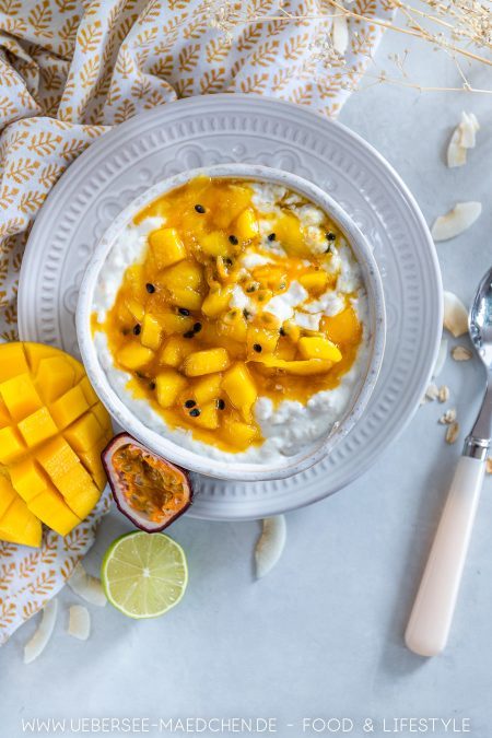 Kokosporridge mit Mango Passionsfrucht Rezept