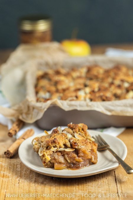 Apfel-Streusel-Kuchen mit Mandeln Nuss und Karamell Rezept