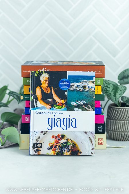 Yiayia mit griechischen Rezepten bei der Kochbuch-Challenge Teil 3