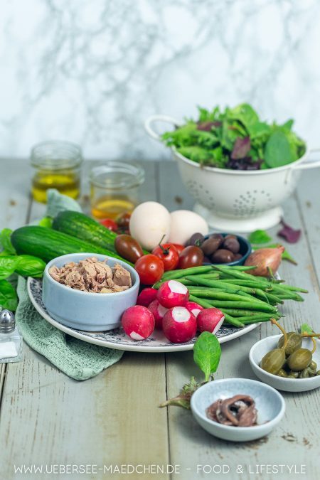 Alle Zutaten für Nizza Salat mit Thunfisch wie in Frankreich