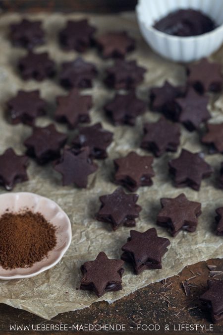 Espresso-Sterne Schokoplätzchen mit Ganache Rezept von ÜberSee-Mädchen Foodblog vom Bodensee