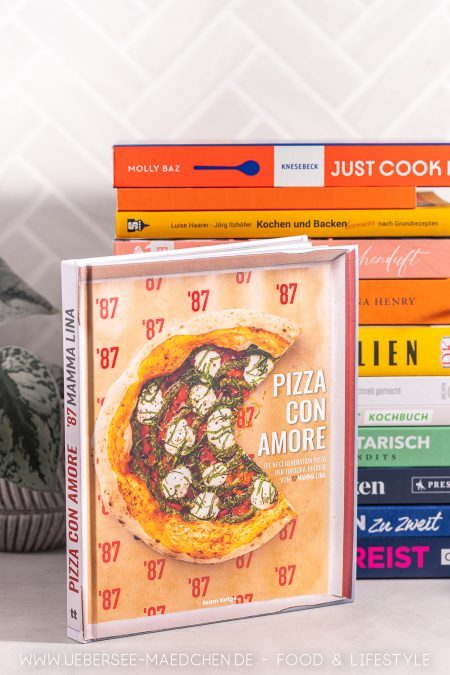 Pizza con amore Kochbuch bei der Kochbuch-Challenge
