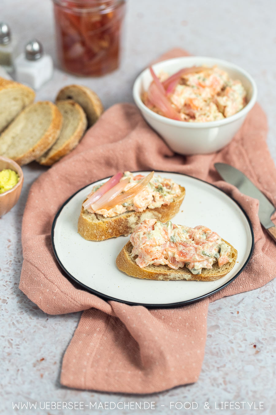 Lachs-Rillettes: Lecker Lachs-Aufstrich auf französisch - ÜberSee-Mädchen