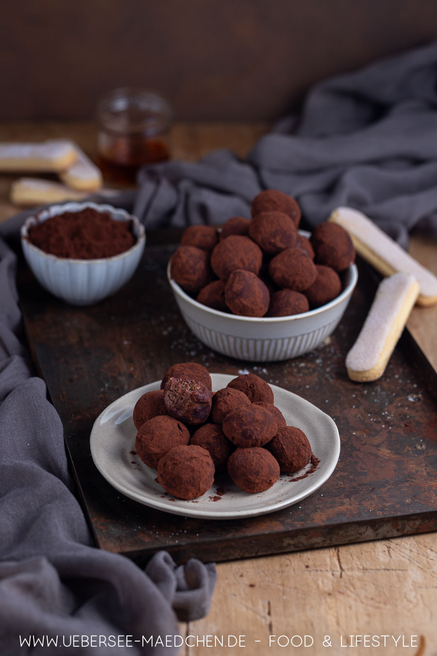 Tiramisu-Bällchen aus 5 Zutaten: Mit einem Happs im Mund Tiramisu-Bällchen aus 5 Zutaten: Mit einem Happs im Mund