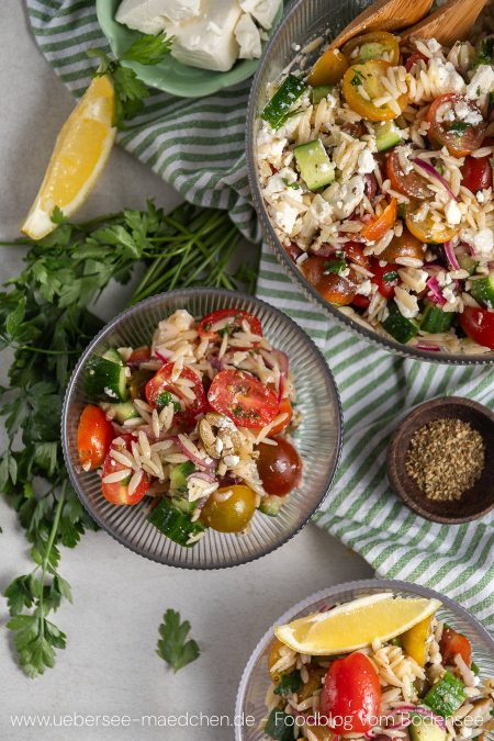 Griechischer Nudelsalat Rezept mit Gurke Tomate Feta