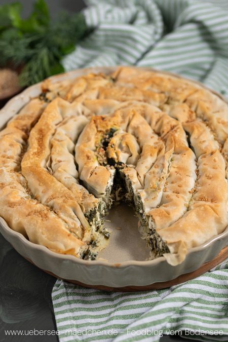 Spinat-Feta-Schnecke Rezept Börek Spanakopita von ÜberSee-Mädchen Foodblog vom Bodensee