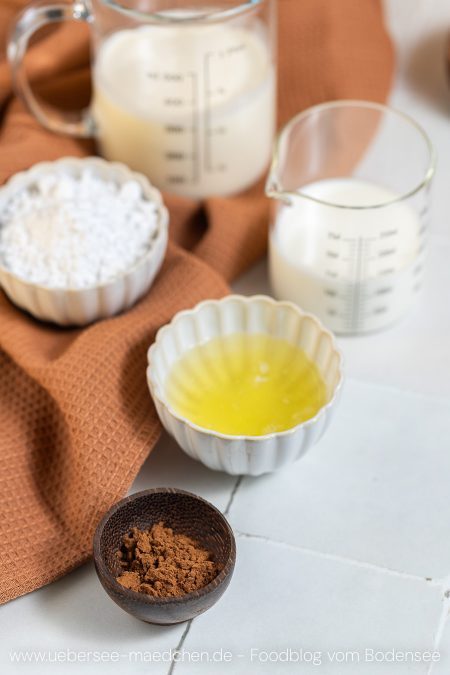 Fünf Zutaten für Panna cotta ohne Gelatine Dessert