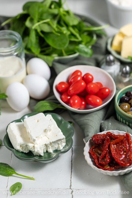 Zutaten für Quiche mediterran und vegetarisch