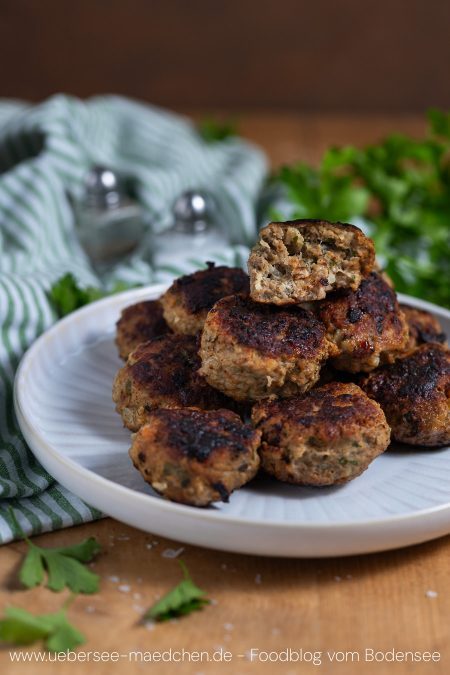 Frikadellen super saftig einfach lecker Rezept