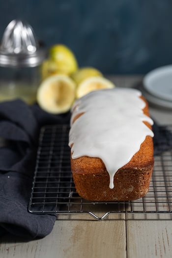Zitronenkuchen vegan Rezept aus Elements of Baking von ÜberSee-Mädchen Foodblog vom Bodensee