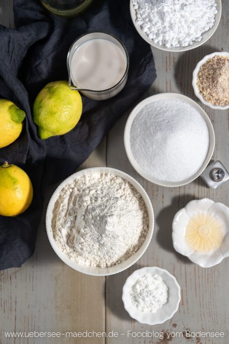 Zutaten für Zitronenkuchen vegan mit Mandelmilch und gemahlenen Mandeln