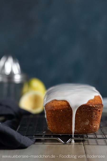 Zitronenkuchen vegan Rezept aus Elements of Baking von ÜberSee-Mädchen Foodblog vom Bodensee