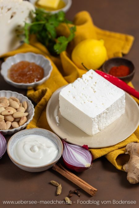 Paneer für ein Blumenkohl-Curry veggie Rezept