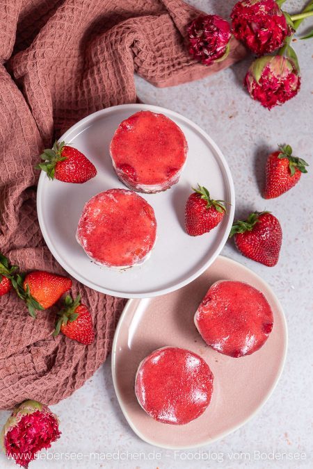 Kleine runde Kochen ohne Backen mit Erdbeeren Rezept