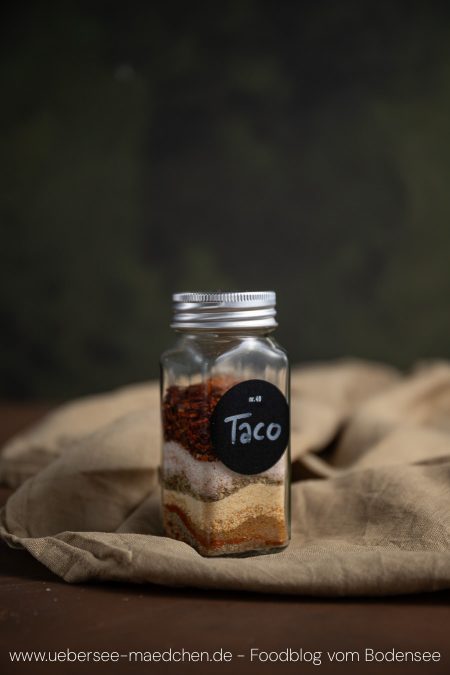 Taco-Gewürz im Glas aus neun Zutaten